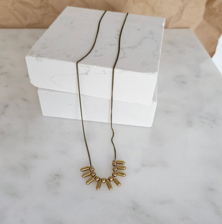 SPIKES CLUSTER NECKLACE